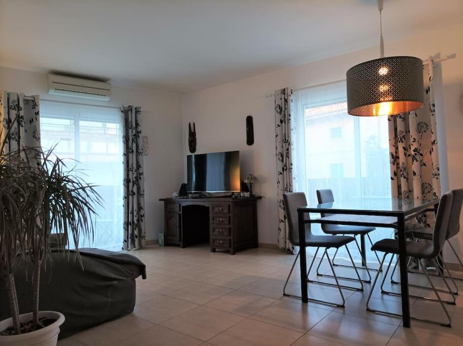 Sitges Welcom Home A Summer Flat In The Heart Of The Village シッチェス エクステリア 写真